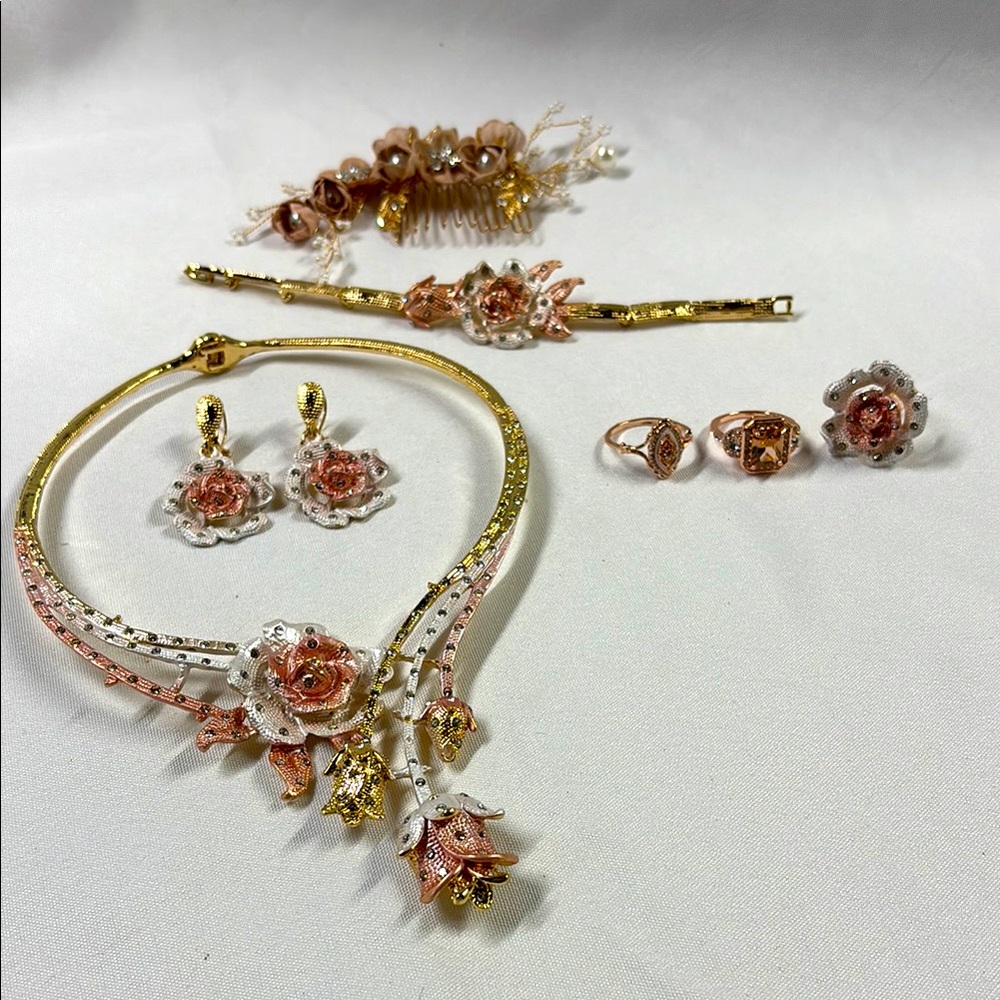 Elegant Gold and Pink Floral Jewelry Set -NEW